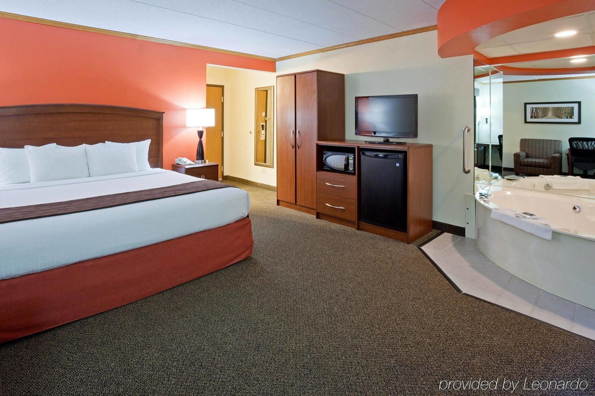Americinn By Wyndham Virginia Exteriör bild